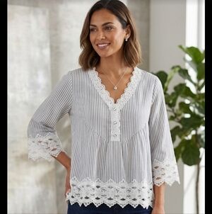 Chelsea & Theodore Blouse Petite PS Stripe Lace V Neck 3/4 Sleeve